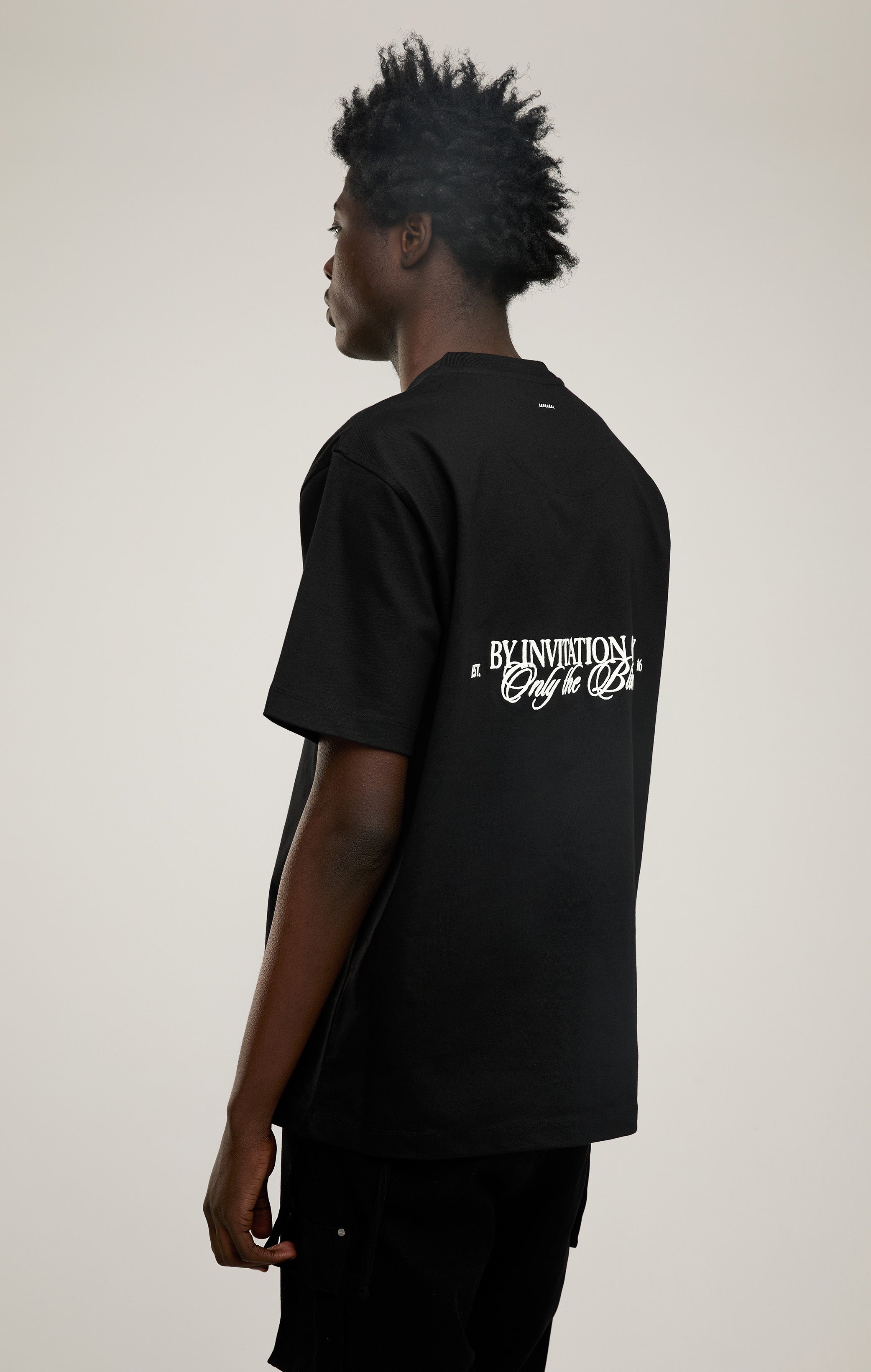 Durch Einladungs-T-Shirt