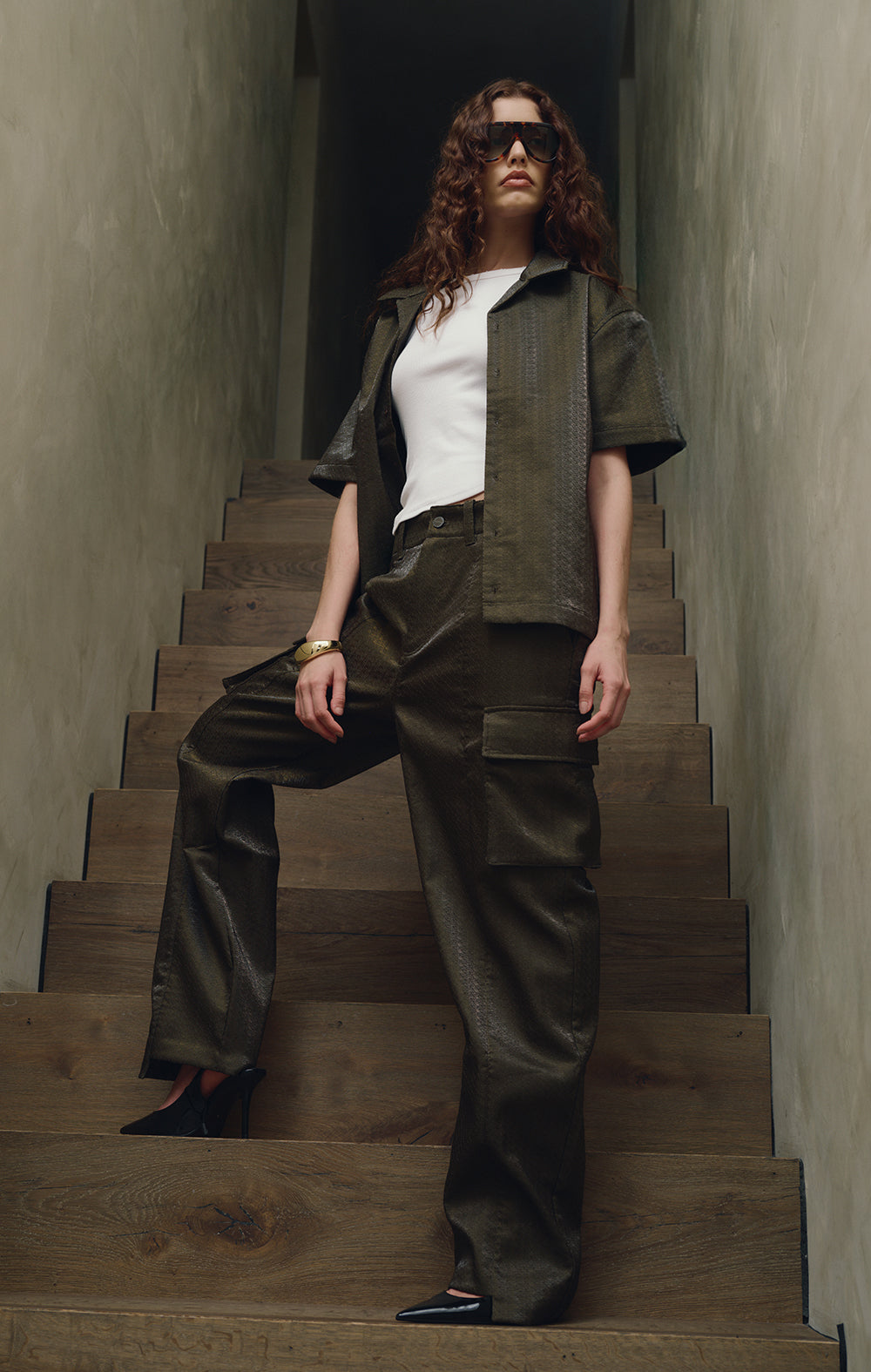 IRIDESCENT GREEN EMBROIDERED PANTS
