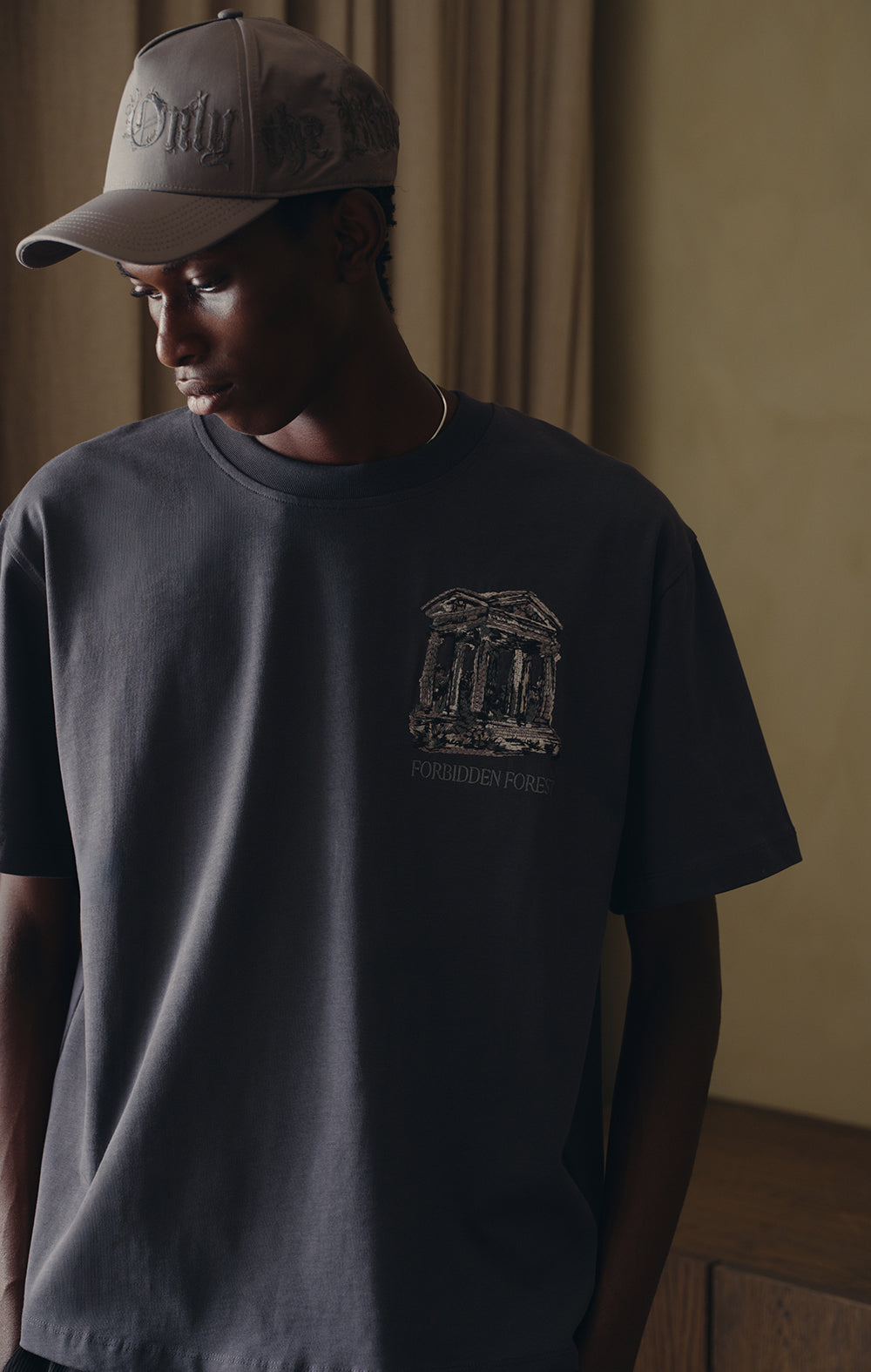 Verbotenes Wald-T-Shirt