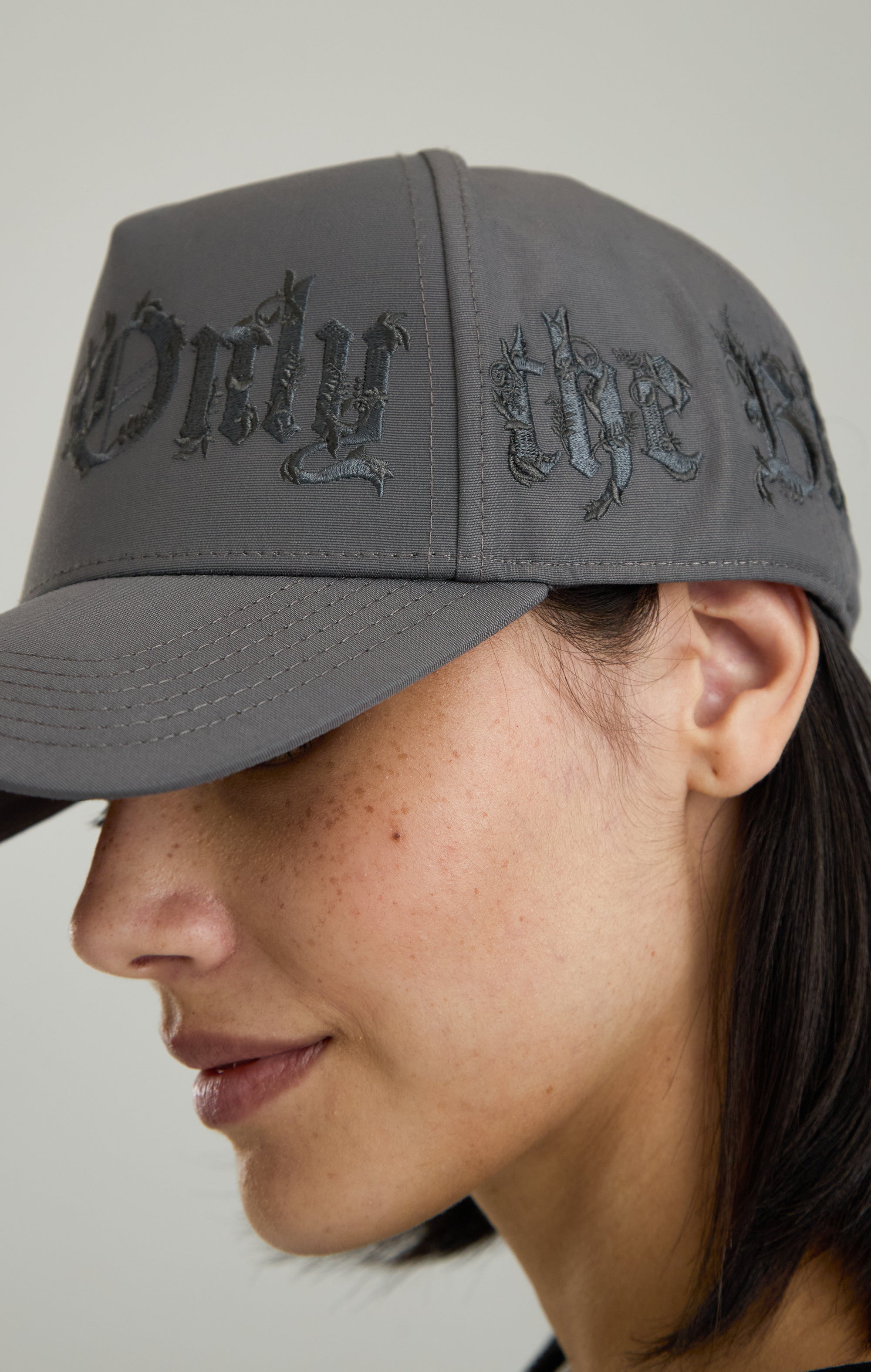 NYLON BAROQUE CALLIGRAPHY CAP