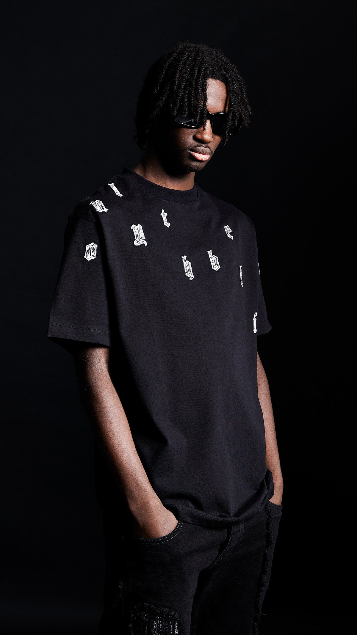 Black Tapestry Appliqué T-shirt