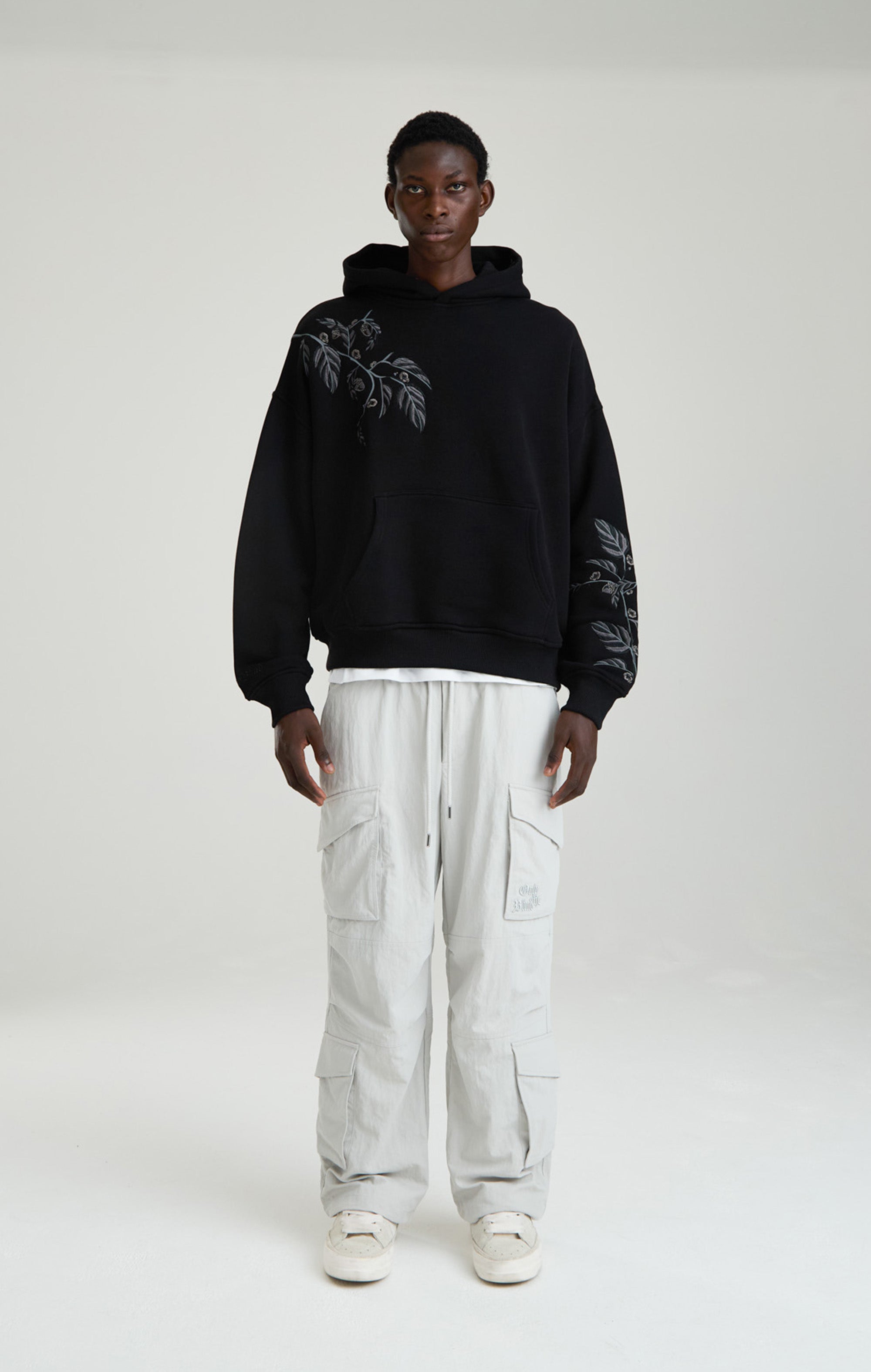 BLACK ACORN HOODIE
