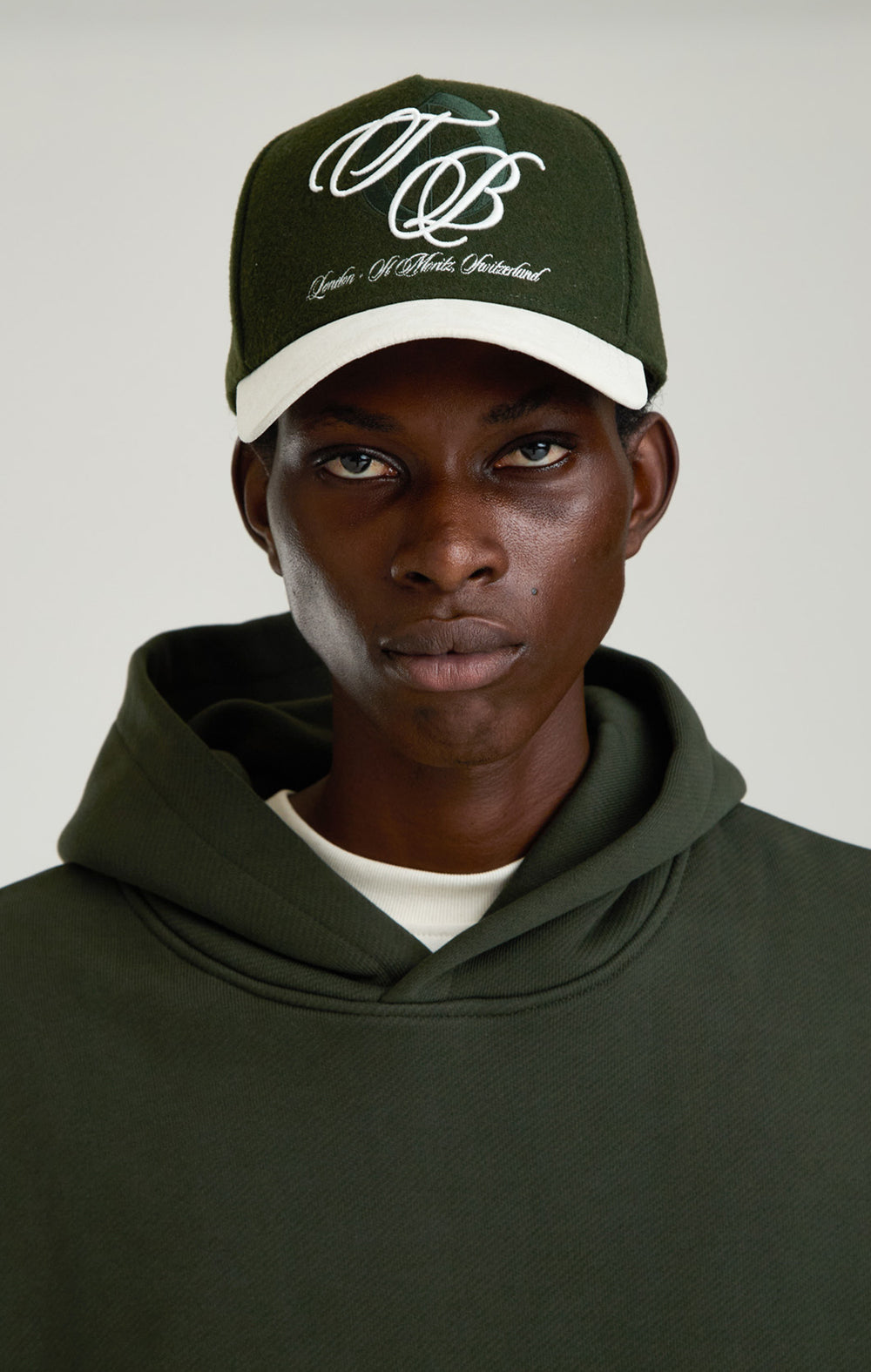 MEN'S PREMIUM SWEATER