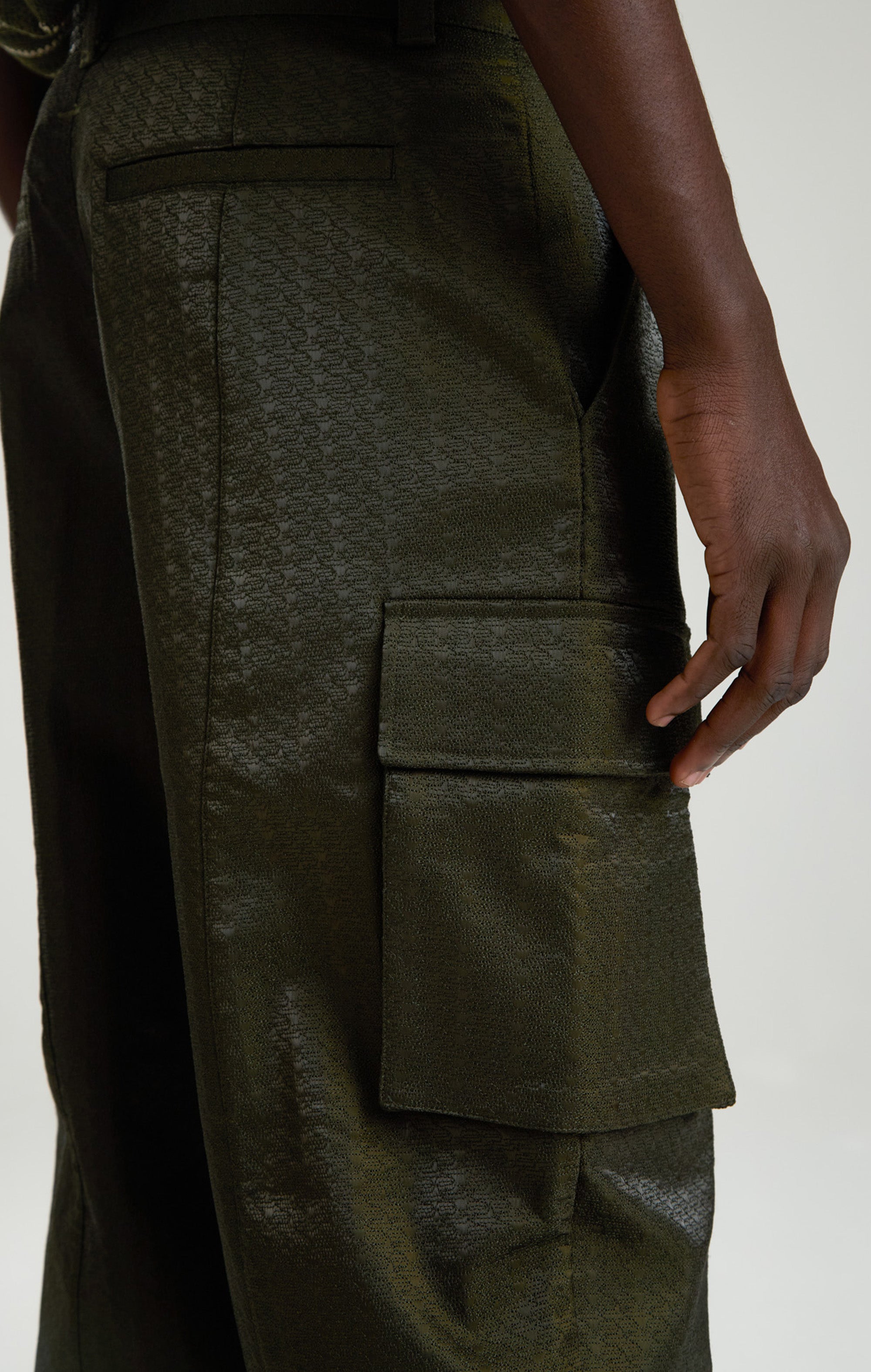 IRIDESCENT GREEN EMBROIDERED PANTS