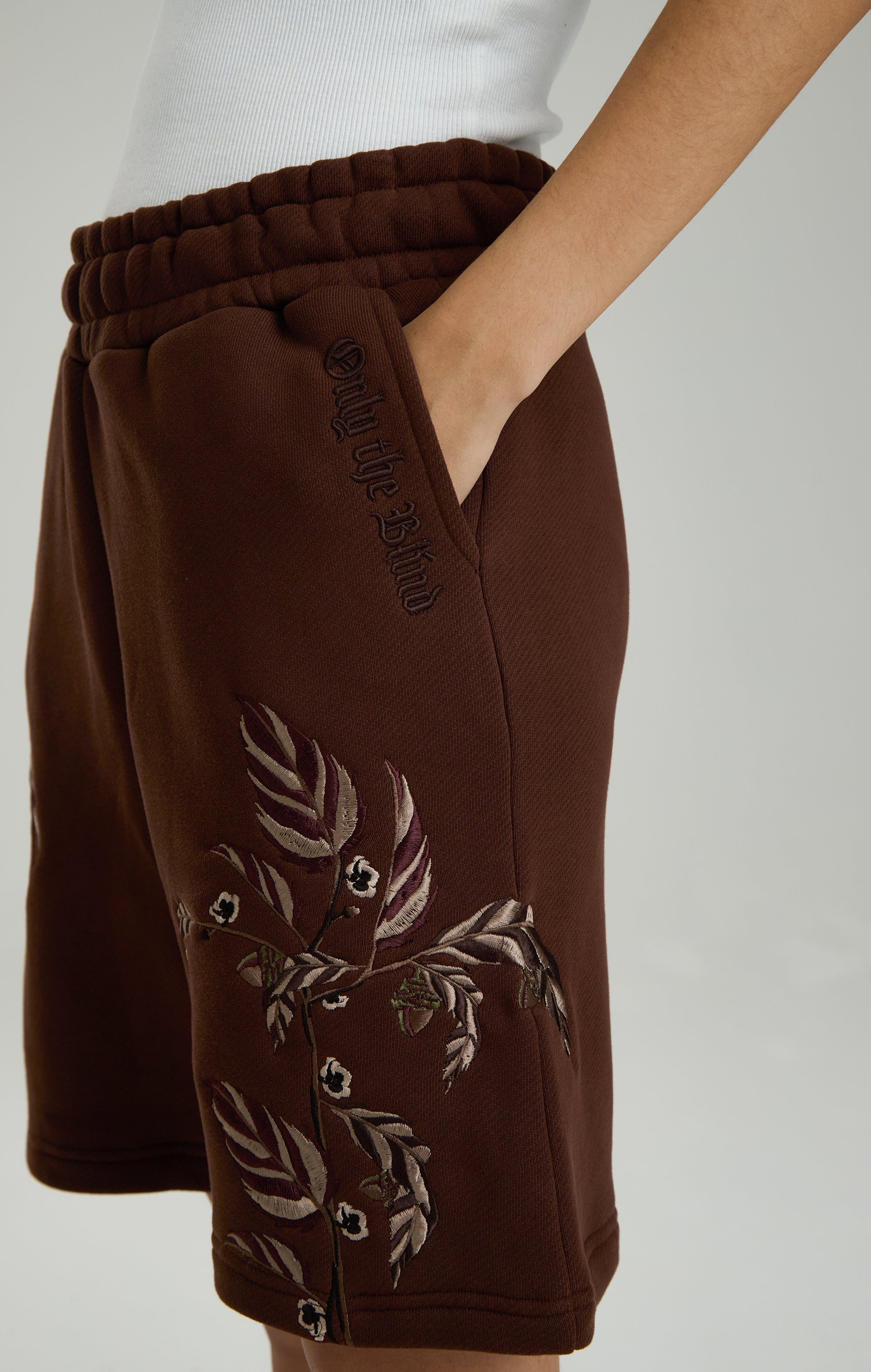 ACORN FOREST SHORTS