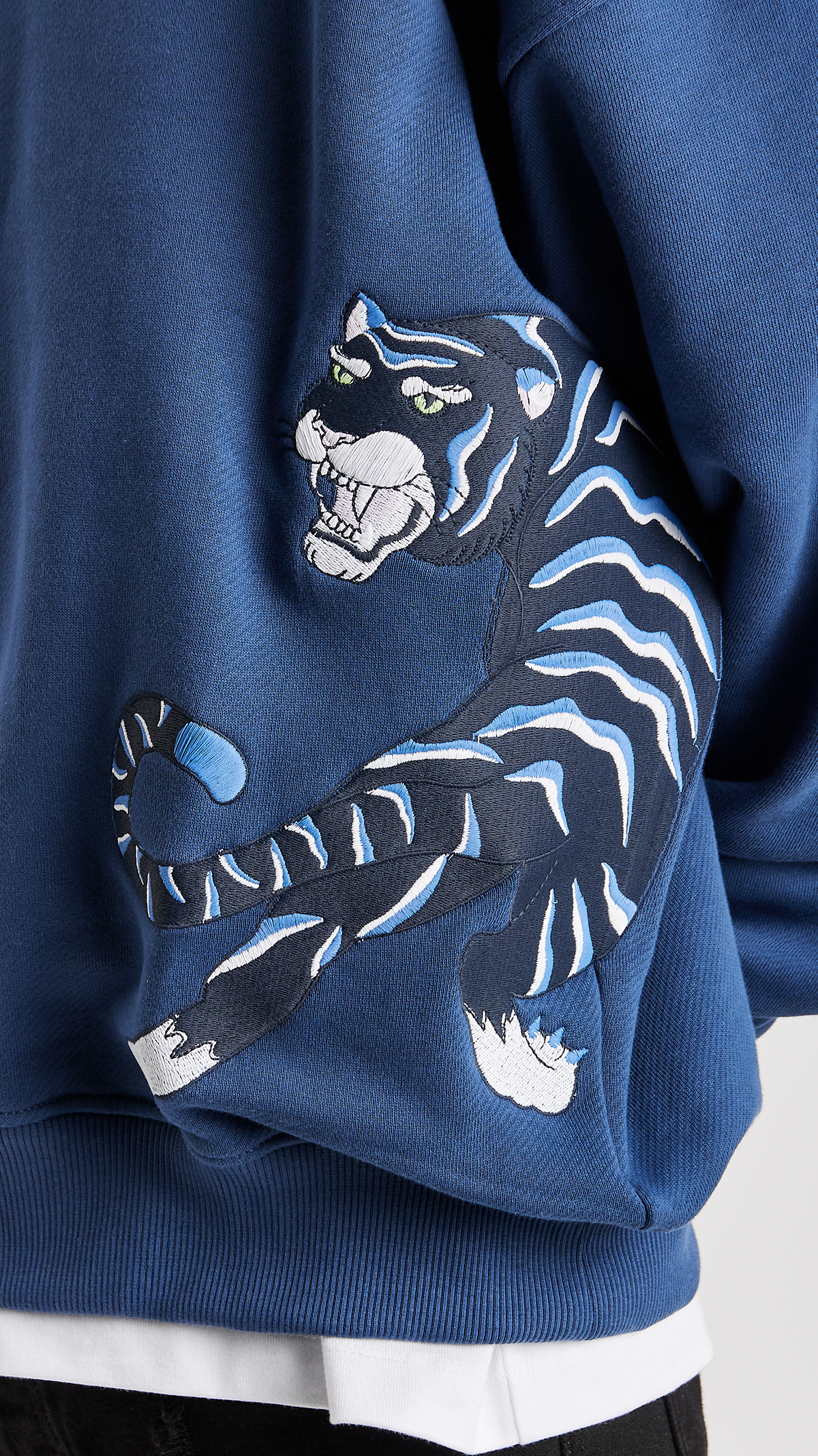 AZURE TIGER STATEMENT HOODIE