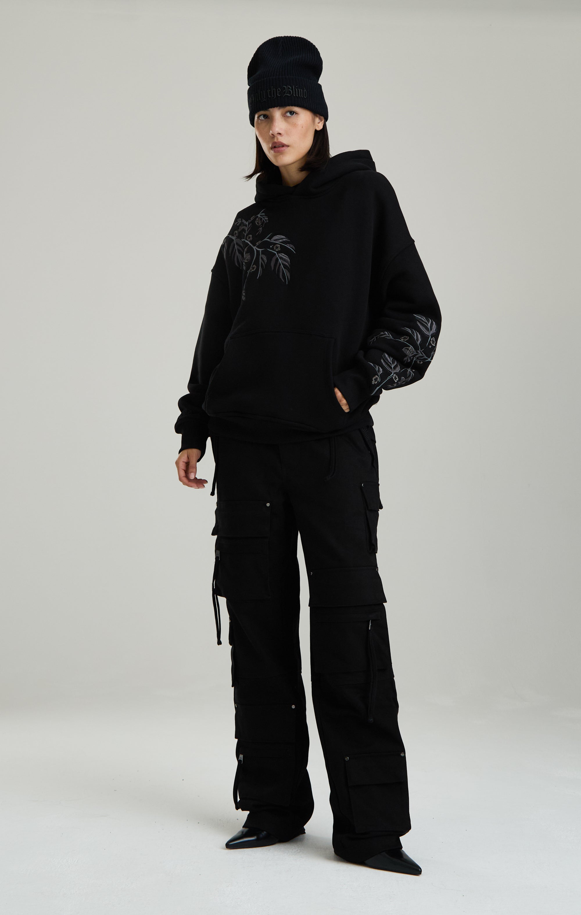 Schwarzer Eichel Hoodie