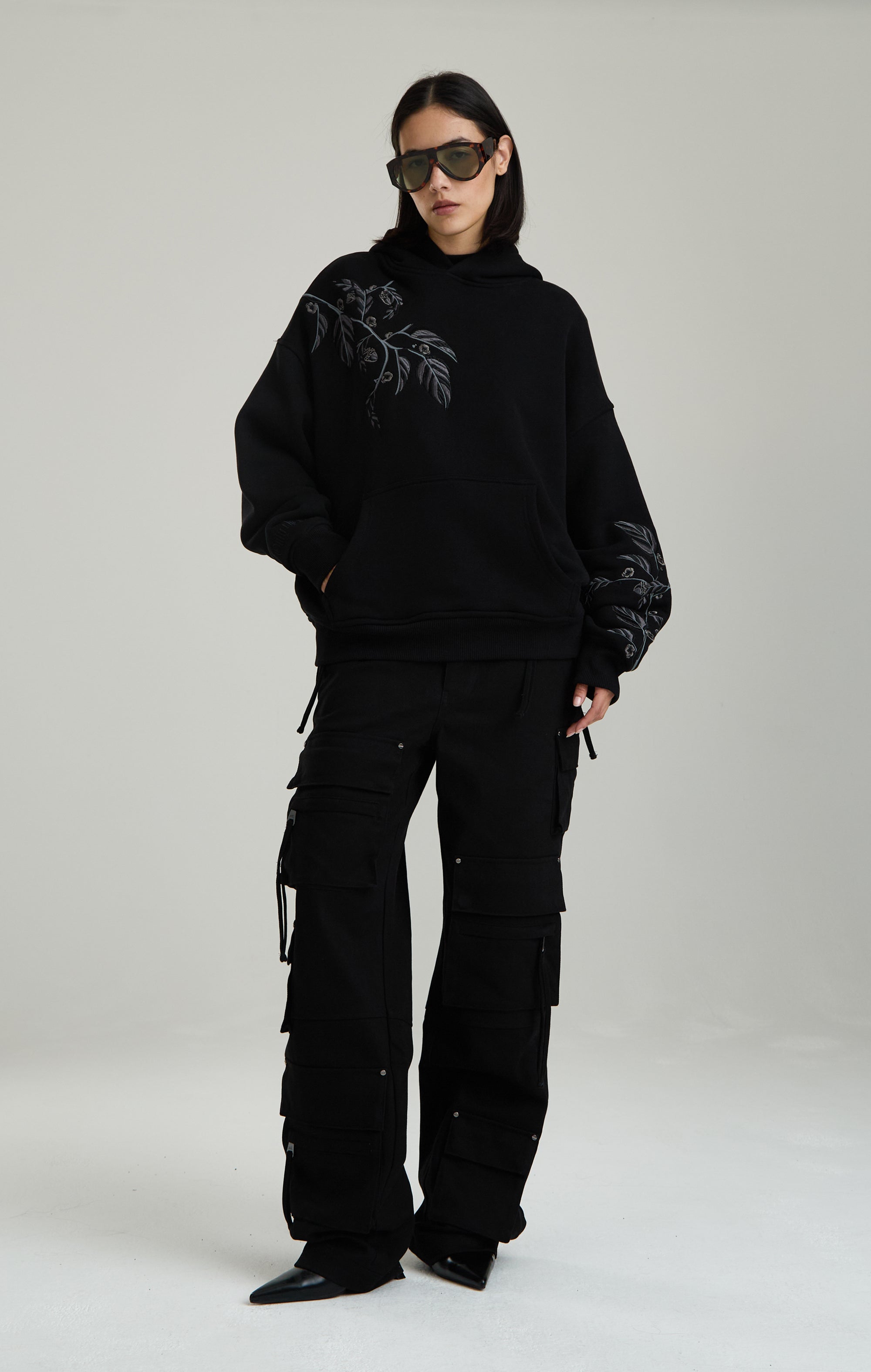 Schwarzer Eichel Hoodie