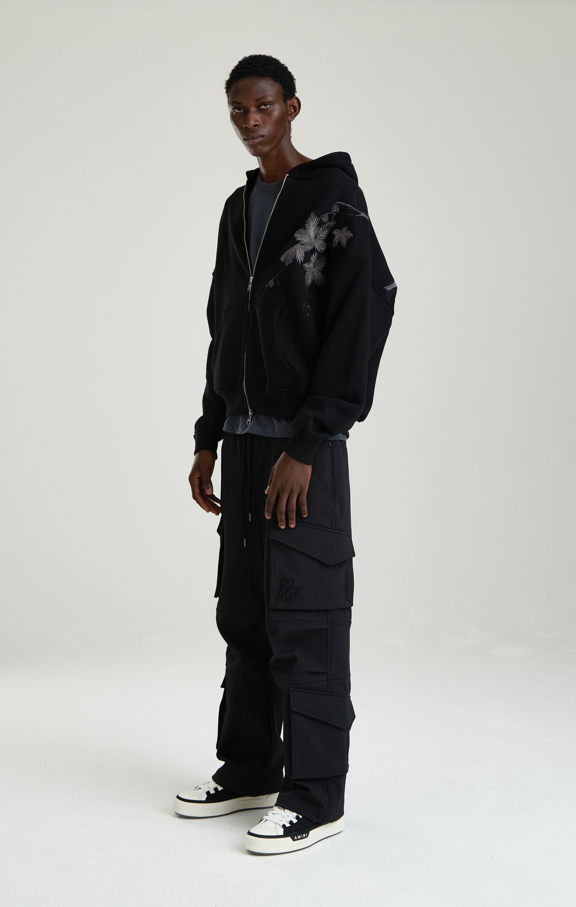 MIDNIGHT HAWTHORN ZIPPED HOODIE