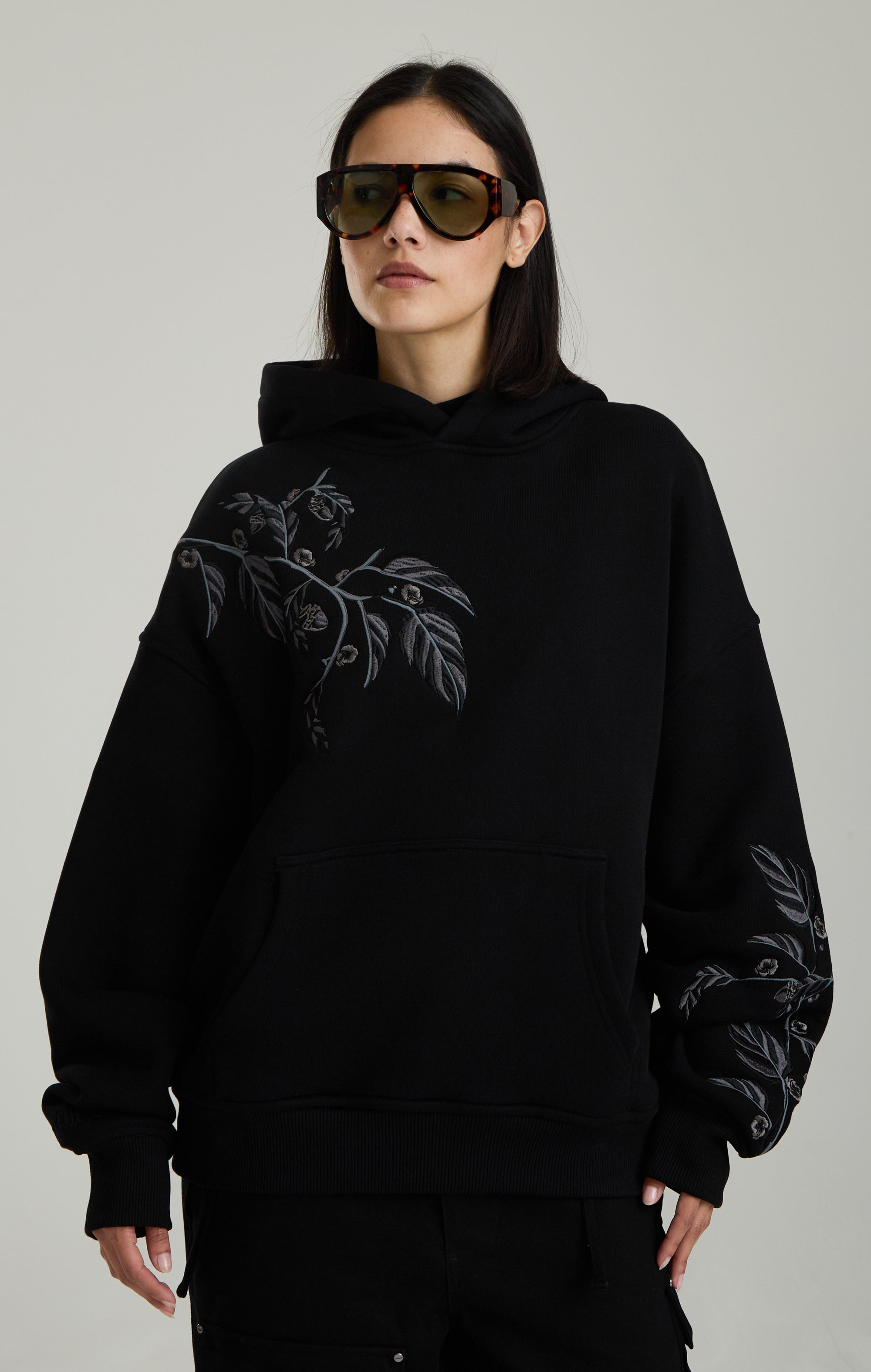 Schwarzer Eichel Hoodie