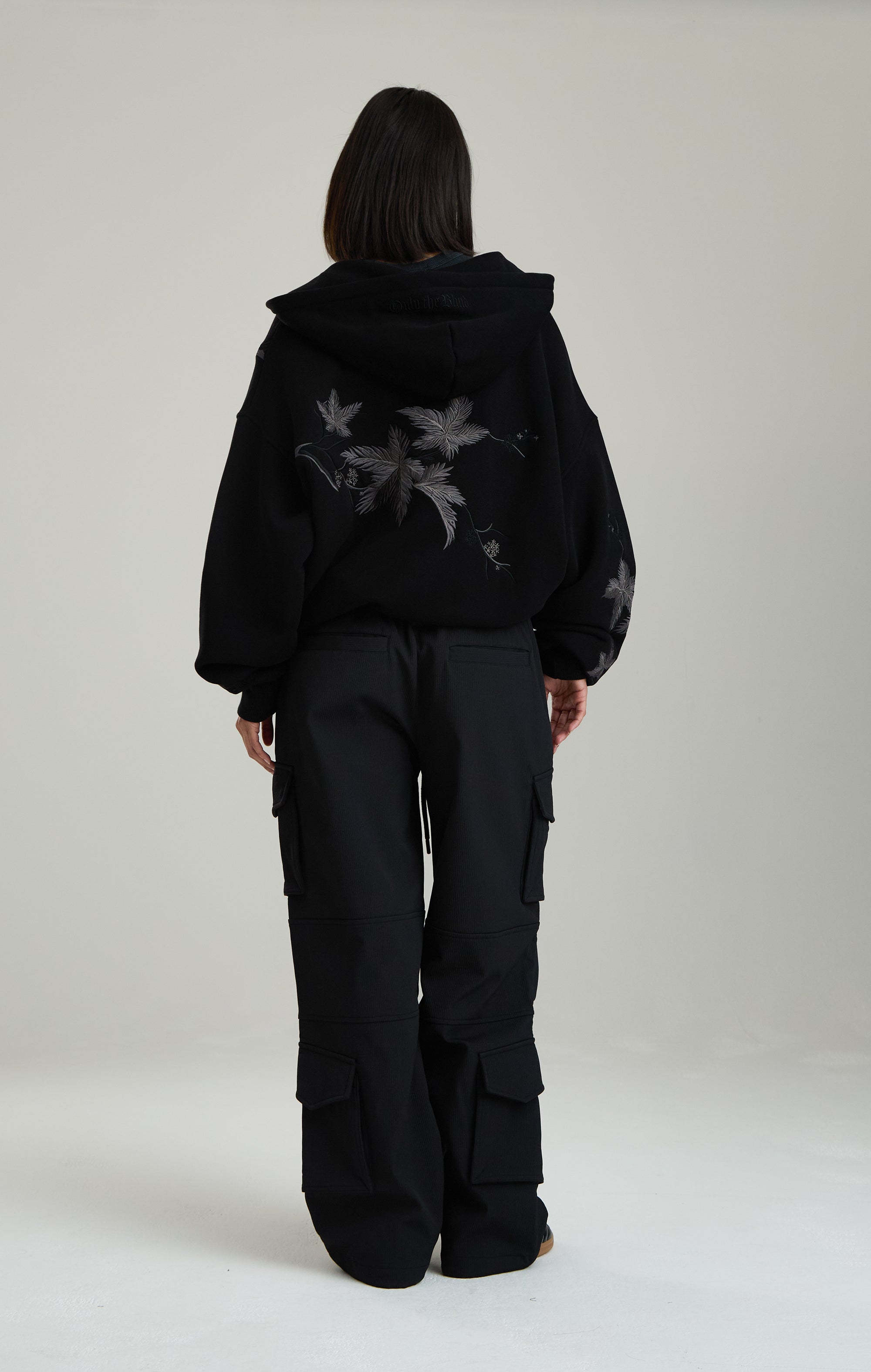 MIDNIGHT HAWTHORN ZIPPED HOODIE