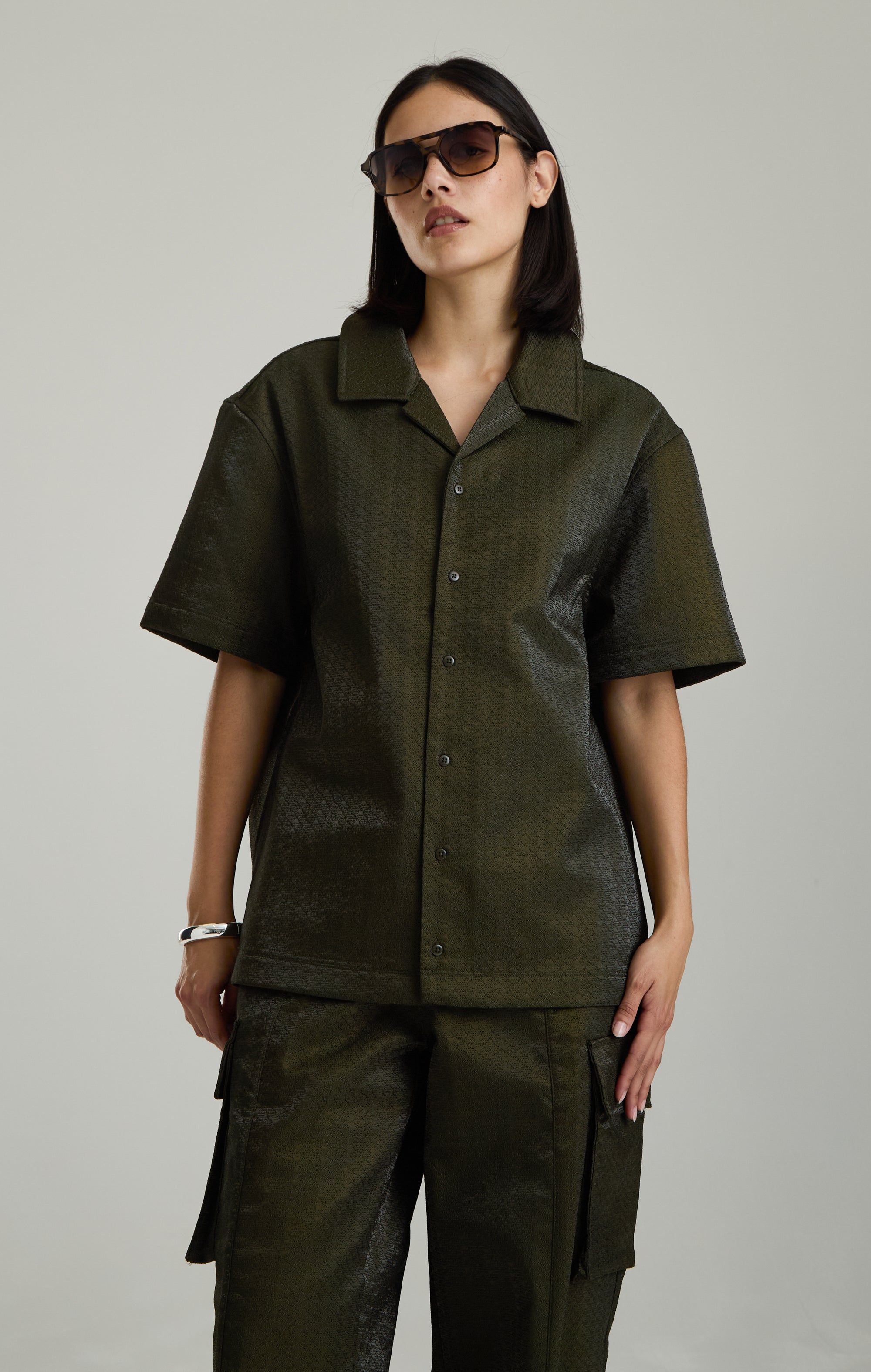 IRIDESCENT GREEN EMBROIDERED SHIRT