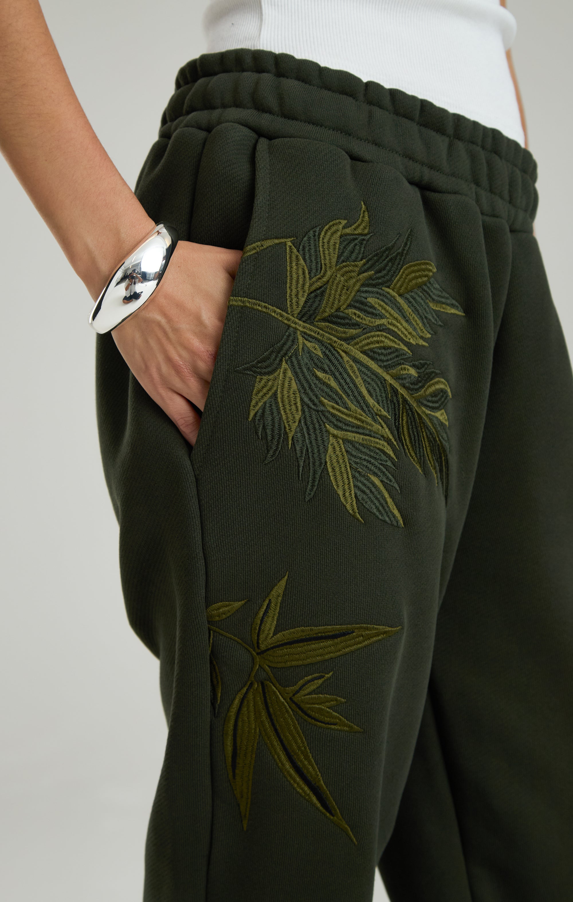 VERDANT FOREST SWEATPANTS