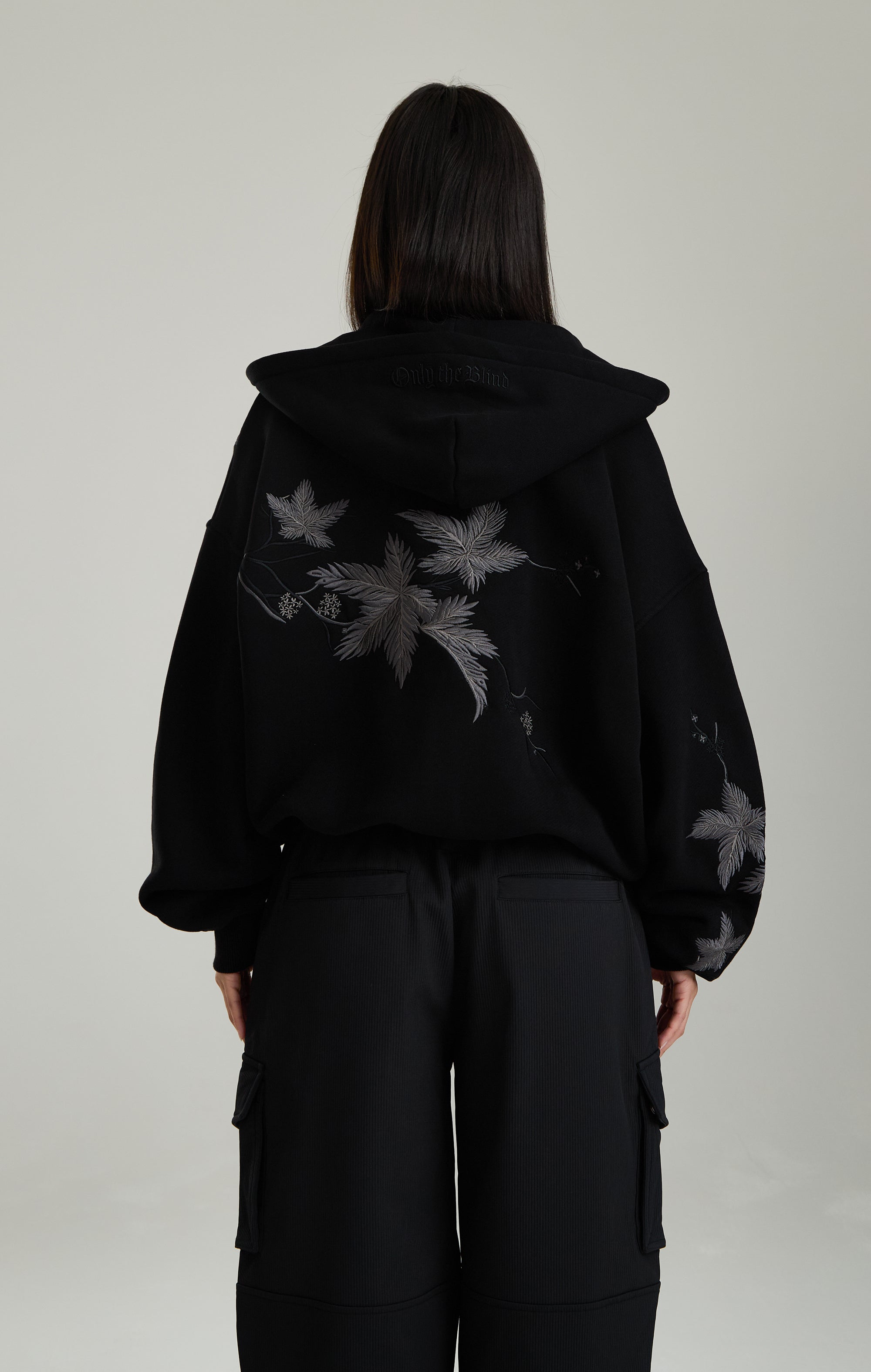 MIDNIGHT HAWTHORN ZIPPED HOODIE