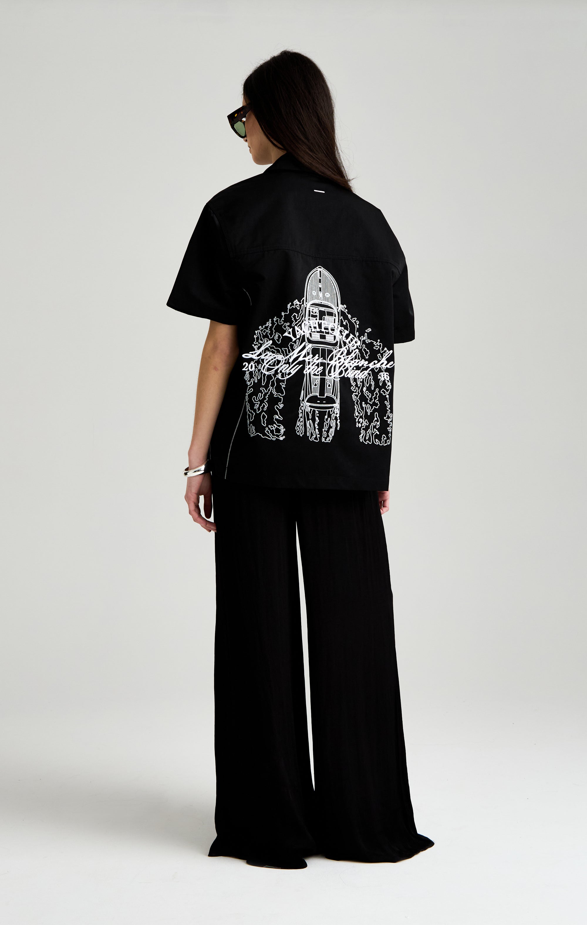 Schwarzer Yacht Club -Shirt