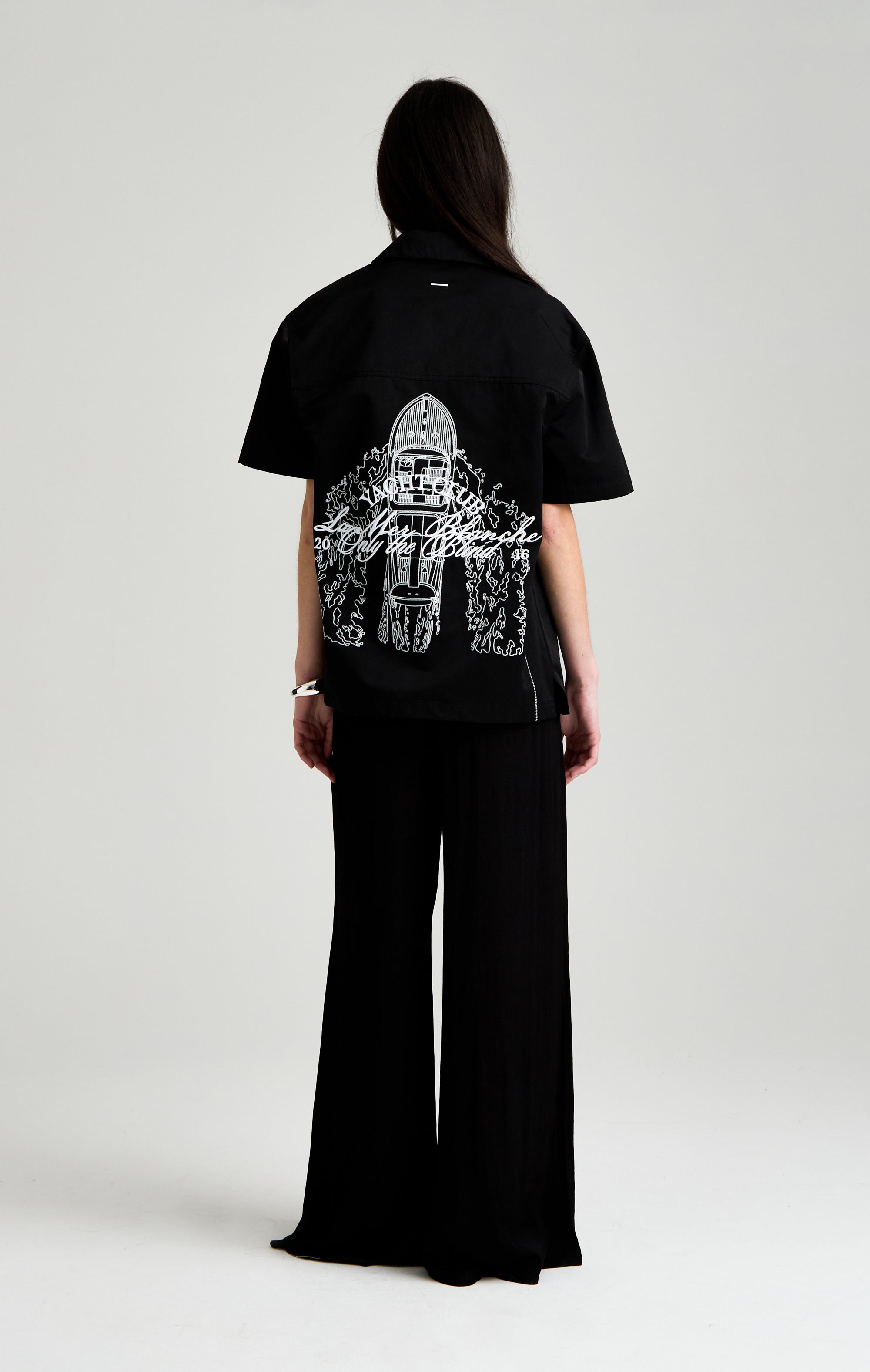 Schwarzer Yacht Club -Shirt