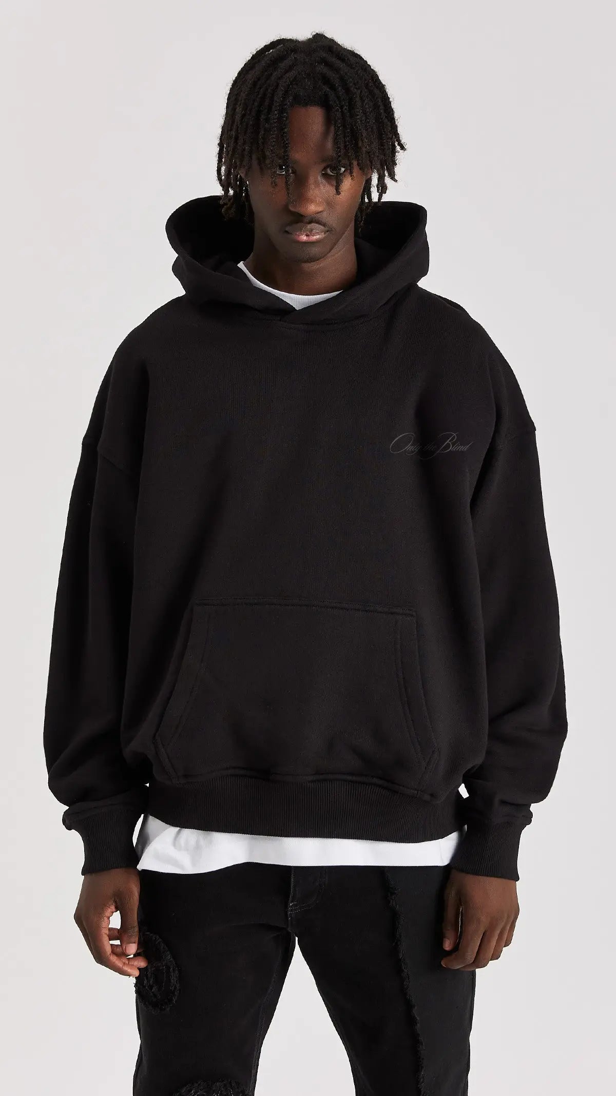 PHANTOM BLACK ESSENTIAL HOODIE