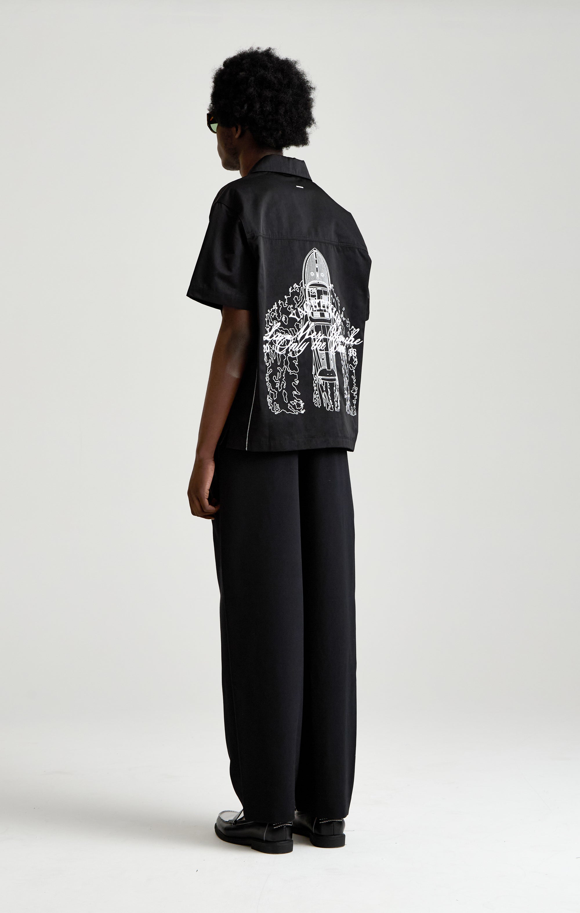 Schwarzer Yacht Club -Shirt