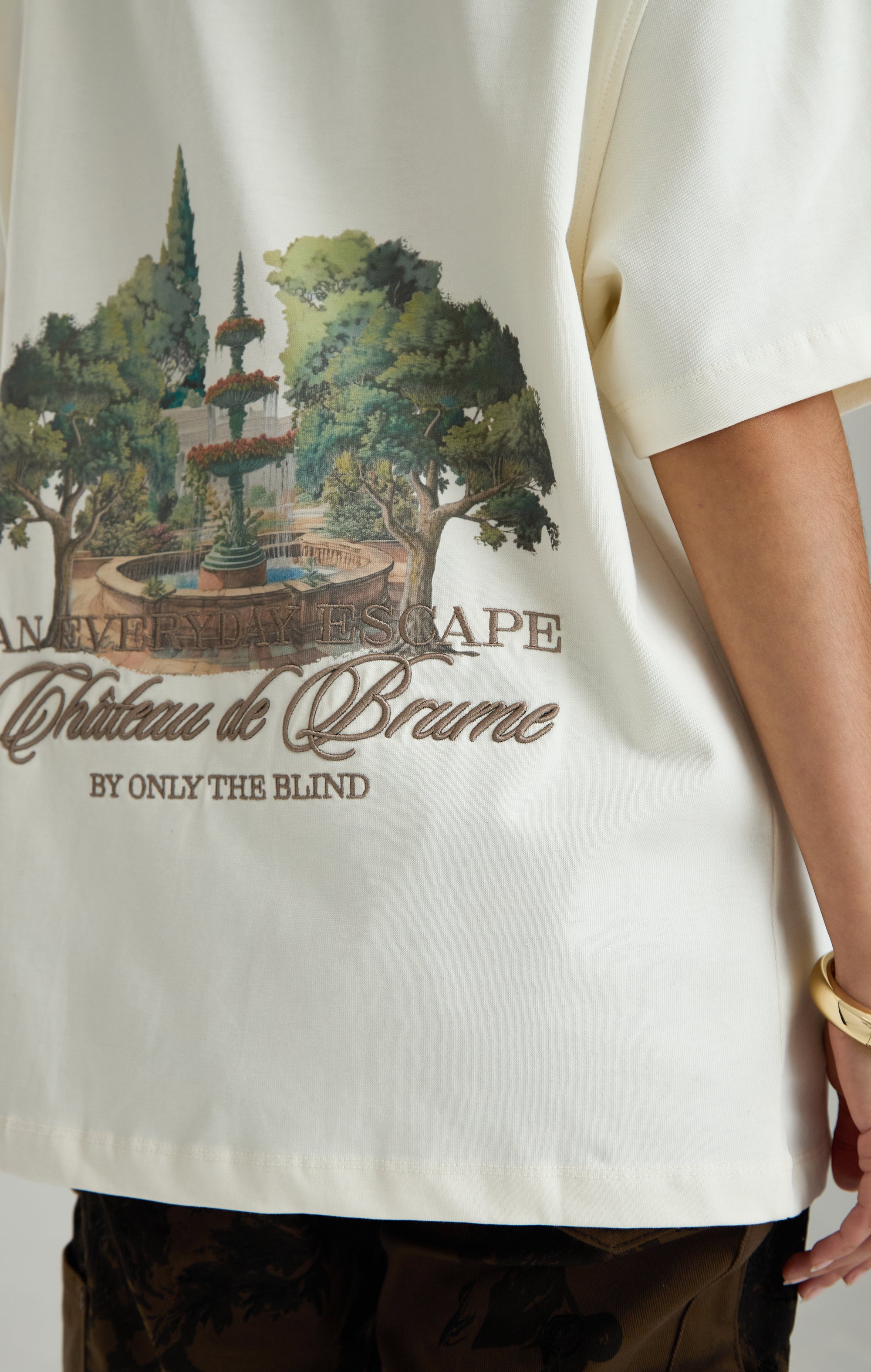 CHATEAU DE BRUME T-SHIRT