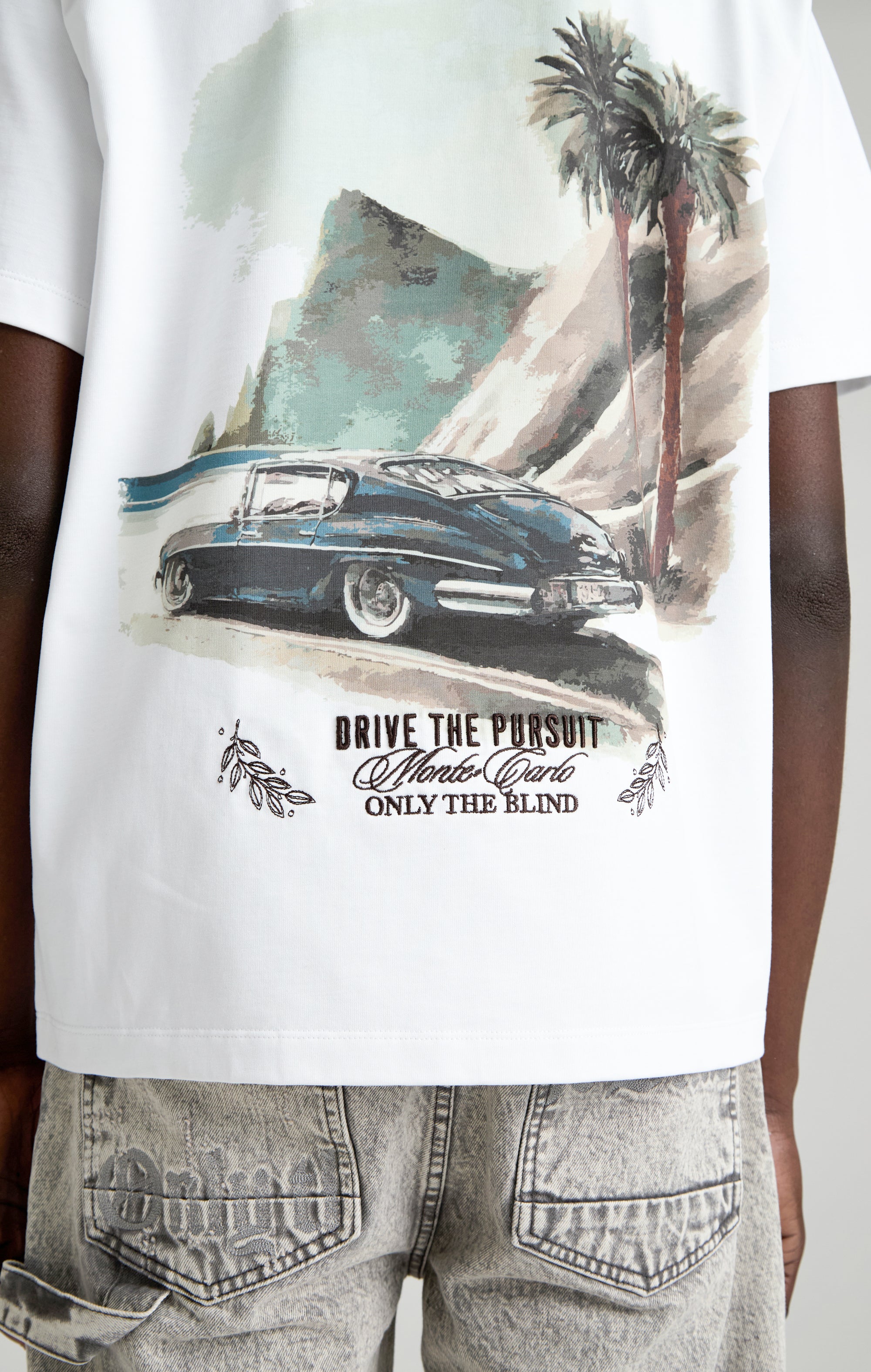 THE COASTAL PURSUIT T-SHIRT