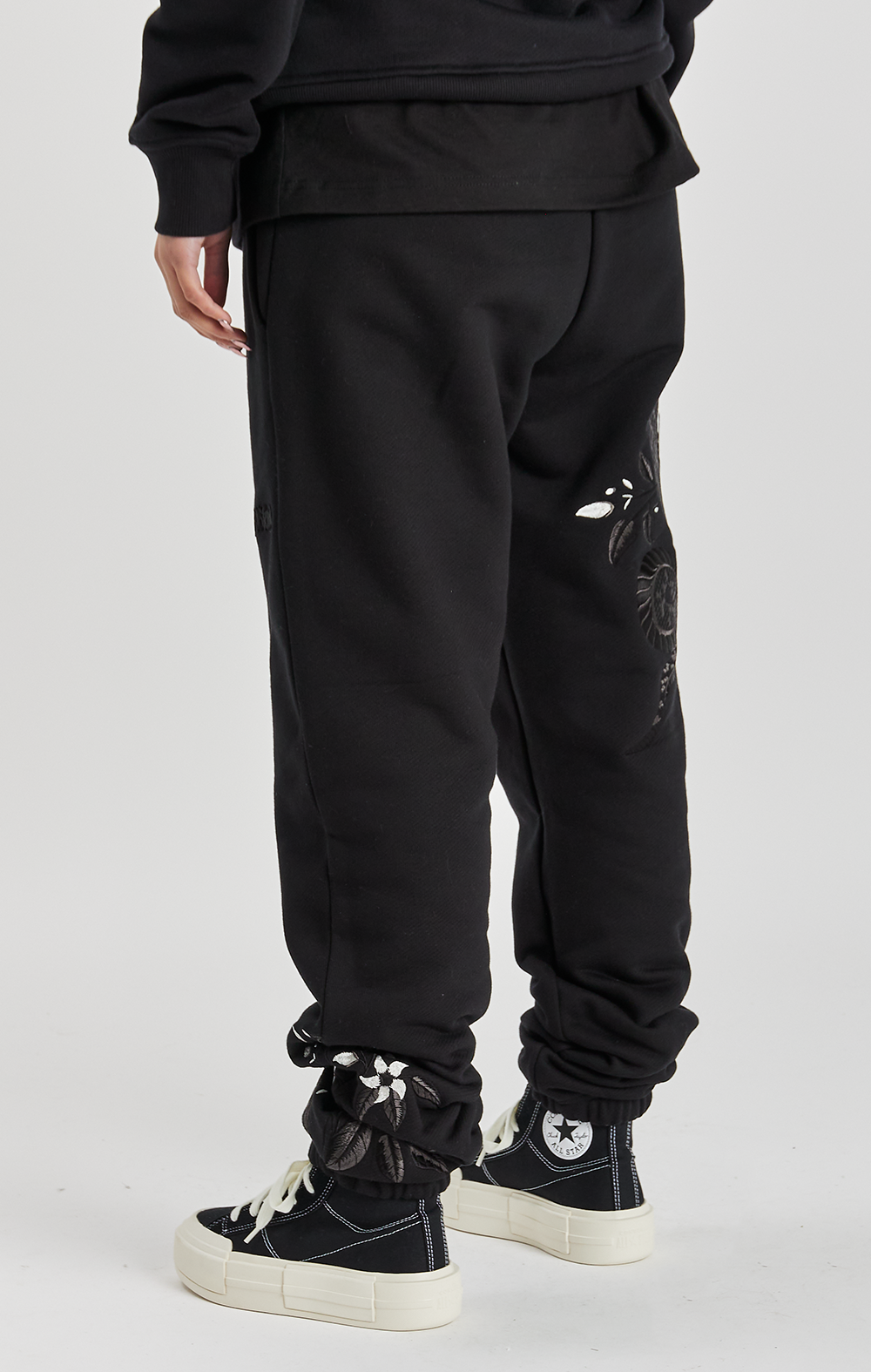 Night Python Embroidered Sweatpants