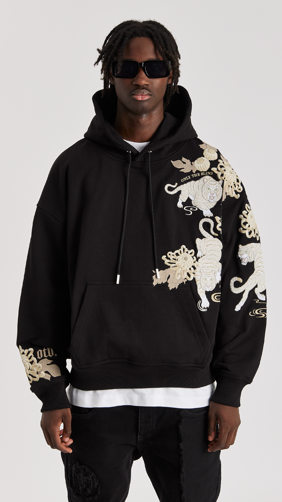 BLACK KODA TIGER HOODIE