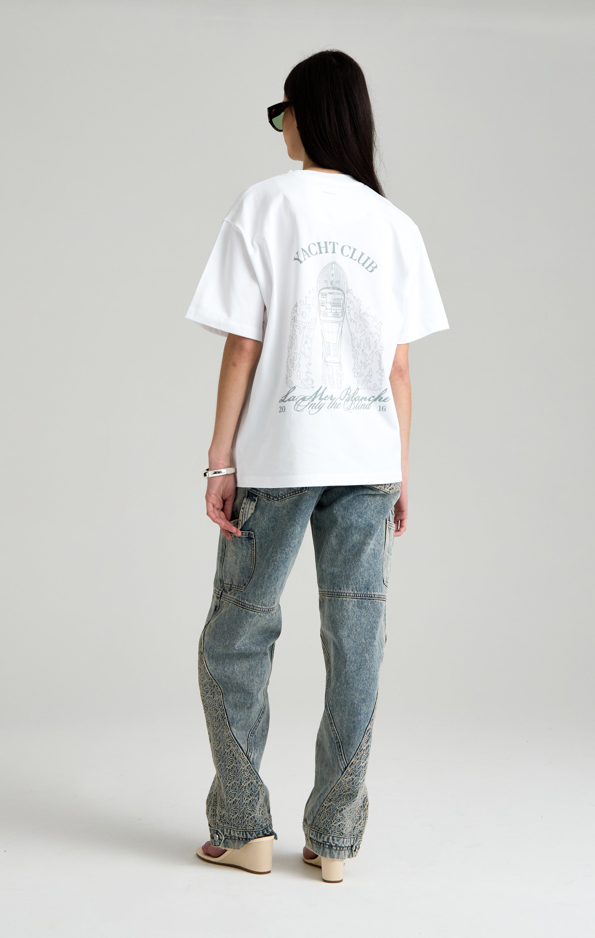 THE WHITE YACHT T-SHIRT