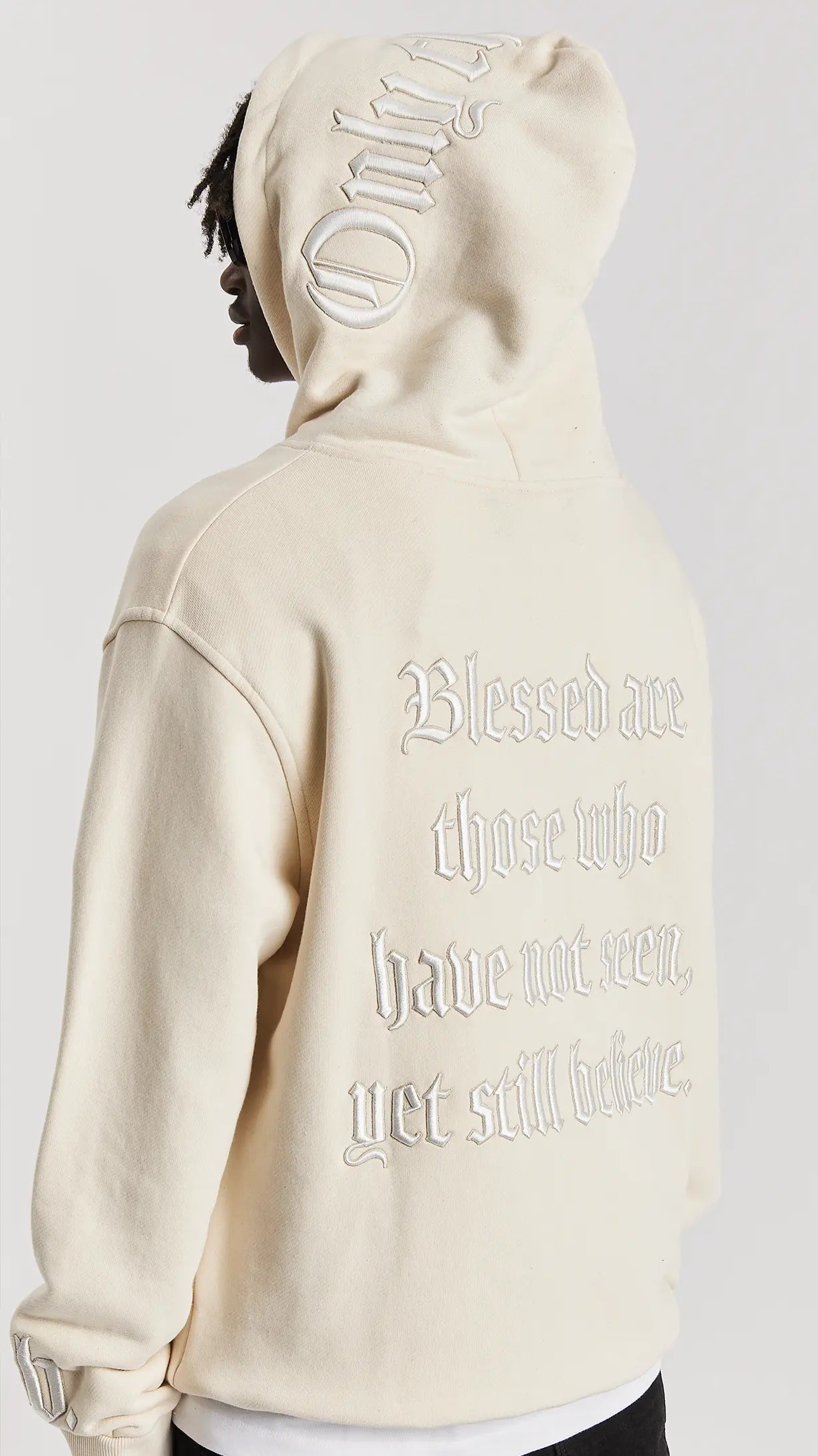 SAND STATEMENT HOODIE