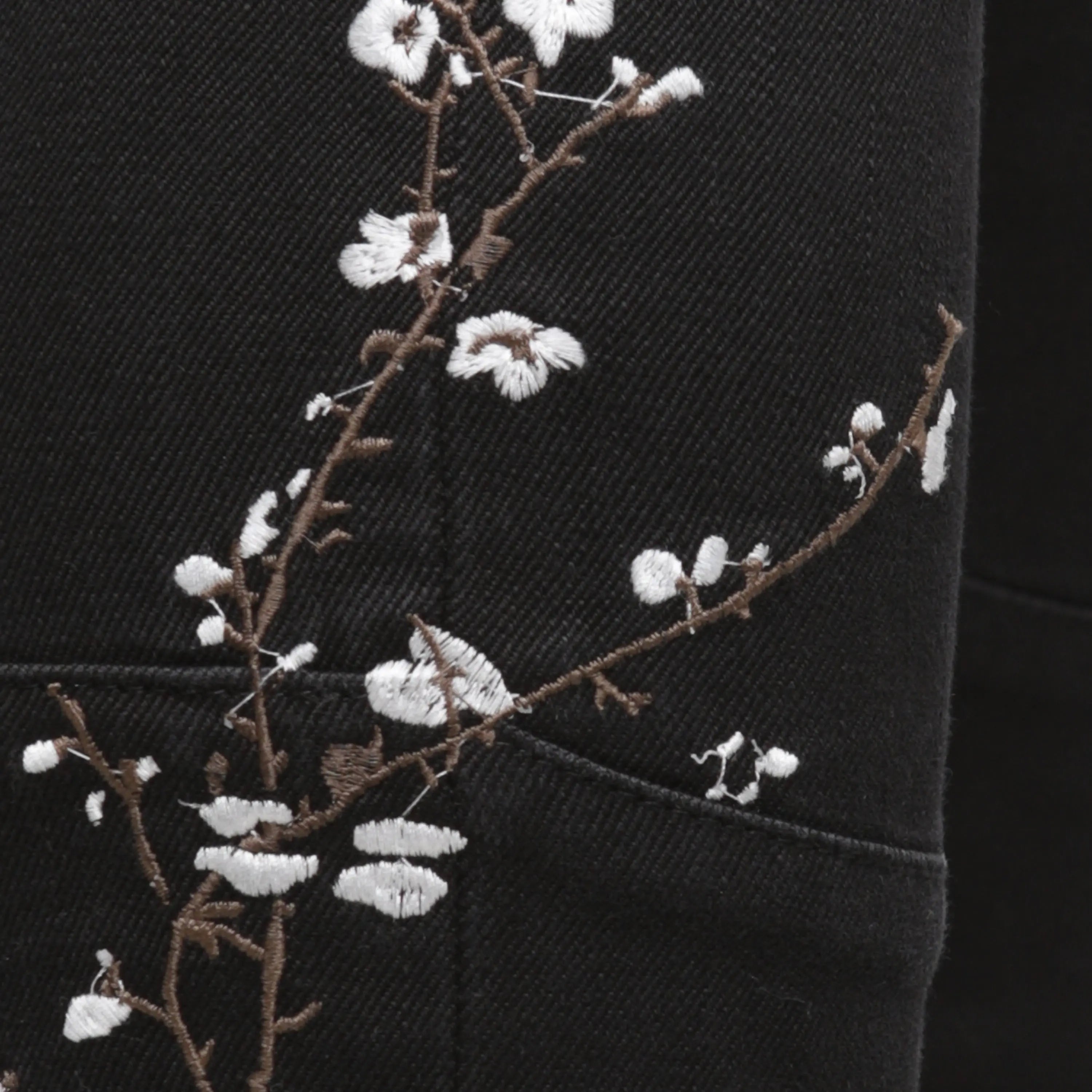 SELVEDGE DENIM BLACK EMBROIDERED BLOSSOM