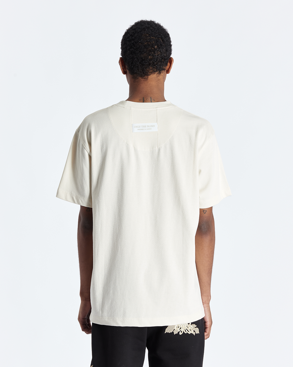Sand Minimal Tee - ONLY THE BLIND™