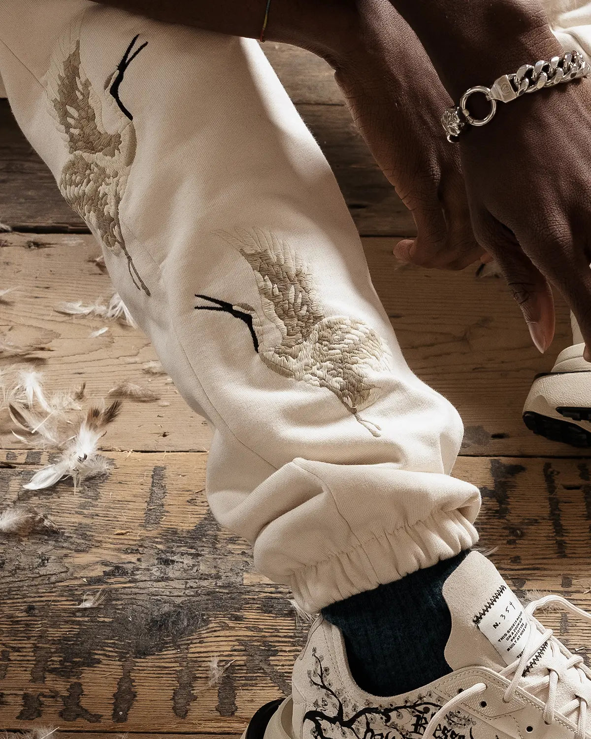 BEIGE HERON SWEATPANTS