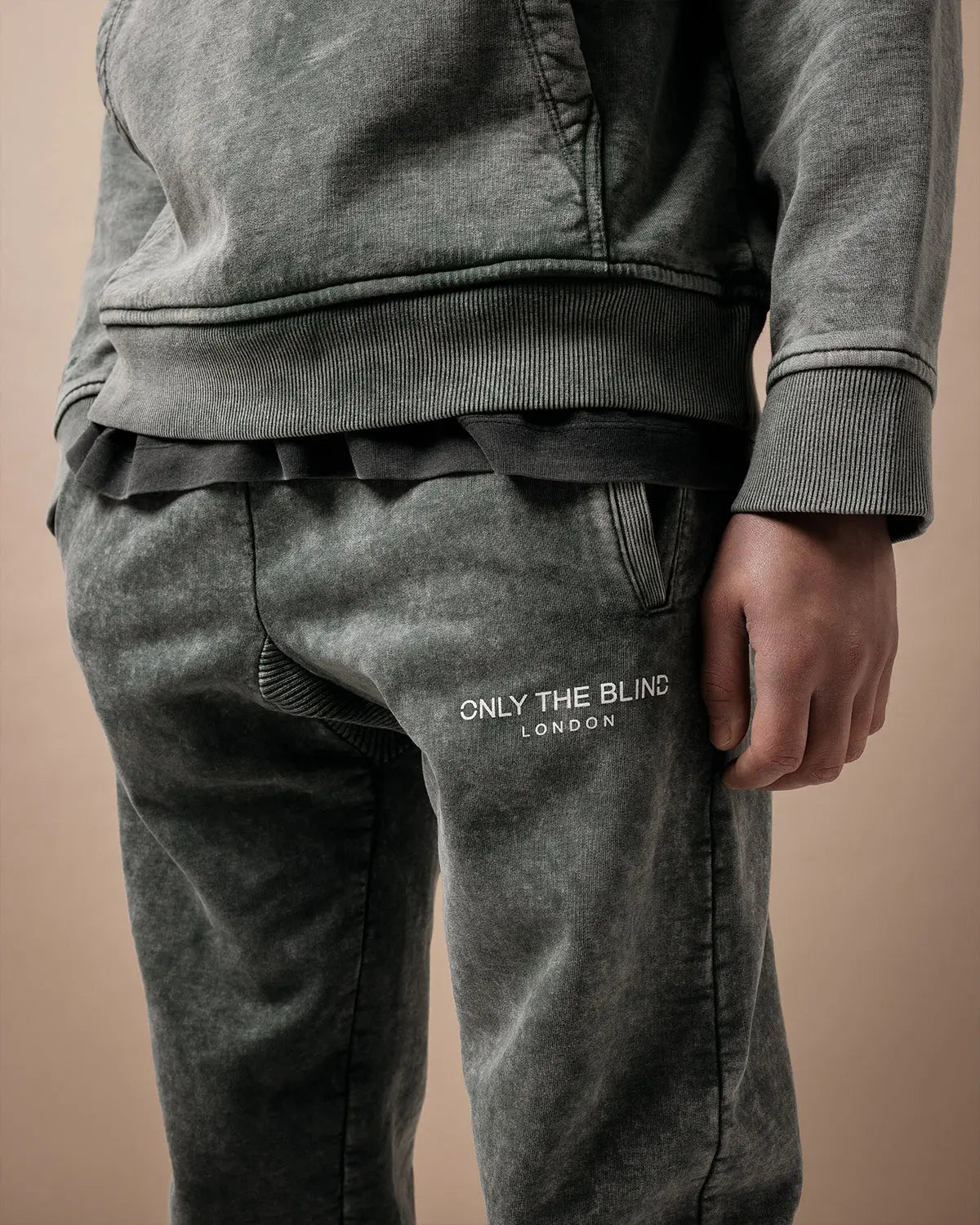 OLIVE STONEWASH ESSENTIAL SWEATPANTS